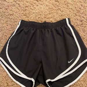 Nike running short - charcoal-S